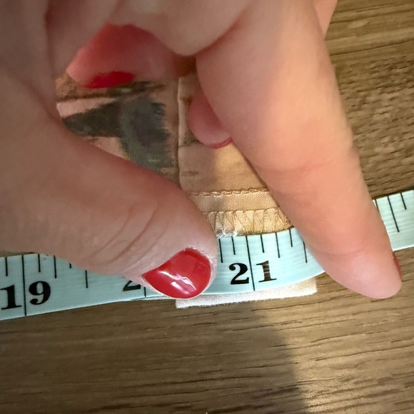 Chico’s cropped palm/safari print pants • Women’s size 14 - Picture 8 of 9